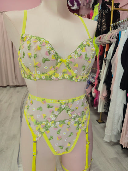 Petals & Sunshine Set
